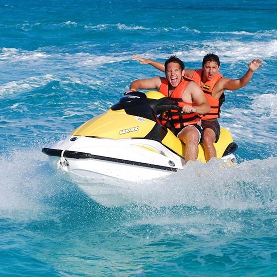 Cancun Waverunner